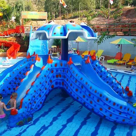 Aqua Sun Village