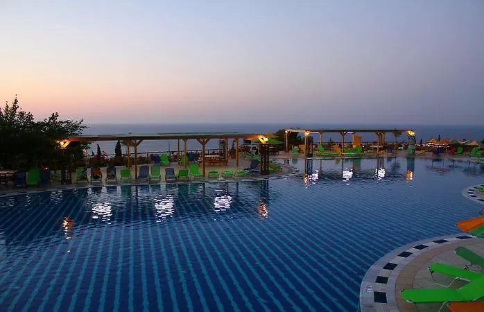 Hotel Aqua Sun Village 3*